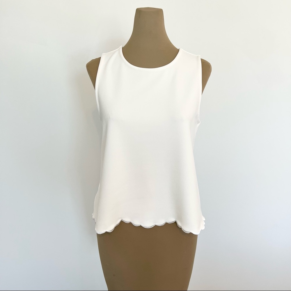 {Ann Taylor} Scalloped Hem Tank